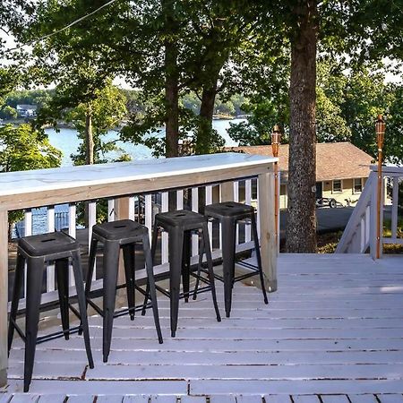Funky Little Lakehouse - Private Dock And Sunset View Sunrise Beach المظهر الخارجي الصورة