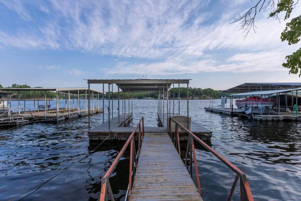 Funky Little Lakehouse - Private Dock And Sunset View Sunrise Beach المظهر الخارجي الصورة